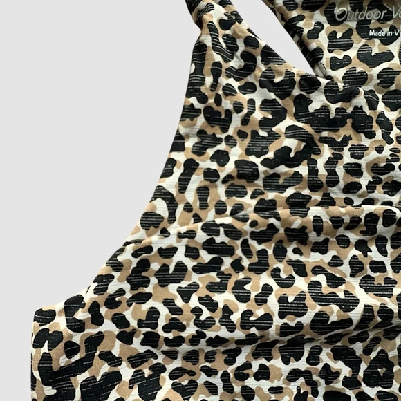 OUTDOOR VOICES CROP TOP SPORTS BRA LEOPARD PRINT | MEDIUM - Picture 4 of 8